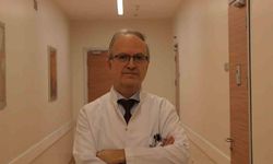 Prof. Dr. Bünyamin Kaplan: “Kolon kanserinden korunmada beslenme çok önemli”