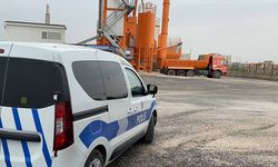 Aksaray'da Kum Silosu İş Kazası: İşçi Beton Zemine Düşerek Ağır Yaralandı