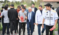 Başkan Büyükkılıç, Pazarören Mimar Sinan Fen Lisesi'ni Ziyaret Etti