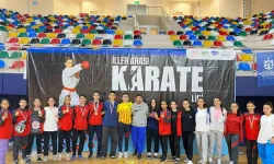 Kayserili Sporcular, İller Arası Karate Ligi'nde 2 Altın, 5 Bronz Madalya ve 3 Kupa Kazandı