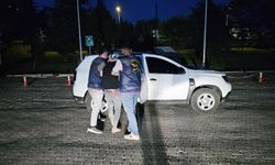 Yozgat’ta Çalınan Araç Aksaray’da Bulundu, Şüpheli İkinci Araçla Yakalandı