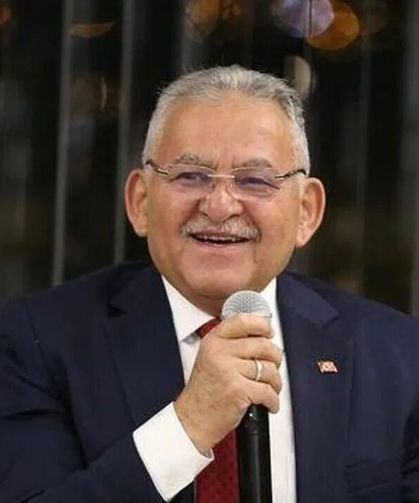 Kayseri Belediye Başkanı MHP İlçe Başkanlarını Ağırladı