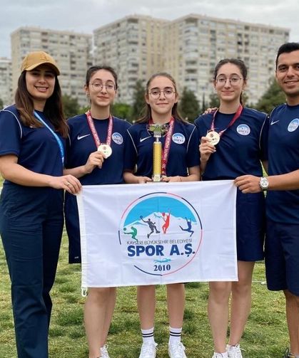Kayseri Spor A.Ş, Ulusal Egemenlik Kupası'nda 18 Madalya Kazandı