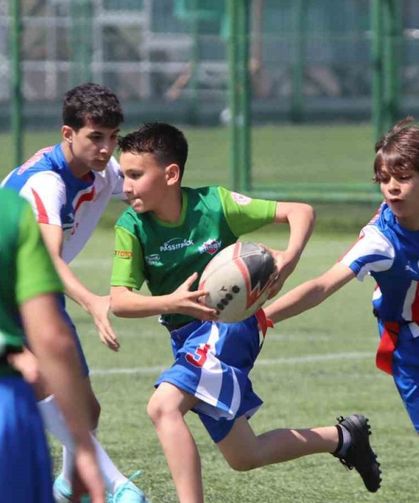 Kayseri'de Okul Sporları Ragbi Yıldızlar Grup Birinciliği Heyecanı