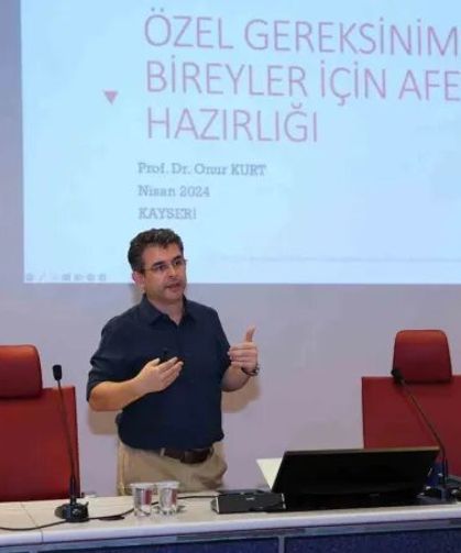 Kayseri'de Özel Gereksinimli Bireyler İçin Afet Hazırlığı Semineri Düzenlendi