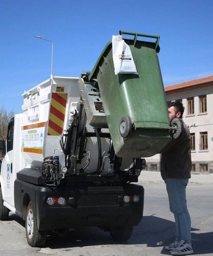 Melikgazi Belediyesi, AB Hibesiyle Elektrikli Çöp Kamyonu Aldı