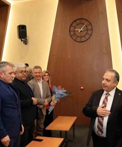Talas Belediye Başkanı Personeliyle Bayramlaştı ve Başarılardan Bahsetti