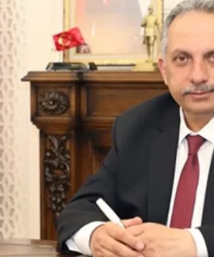 Talas Belediye Başkanı ve Kaymakam Yeni Dönem Muhtarlarıyla İlk Toplantıyı Gerçekleştirdi