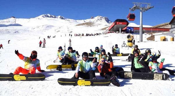 Erciyes Kayak Merkezi'ne özel şarkı hazırlandı