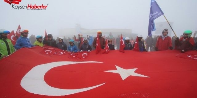 Erciyes'te İdlip Şehitlerine Anma Töreni