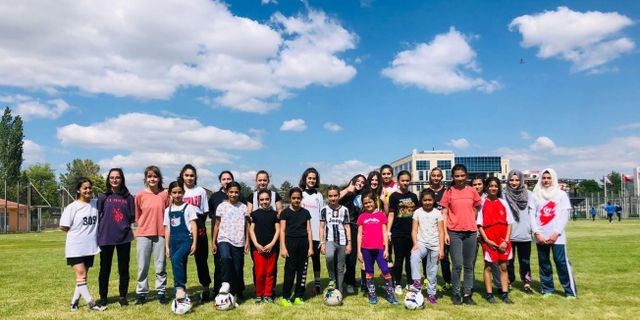 Sedat Kılınç İnşaat Kayseri Gençlerbirliği Kız FutbolAkademisi çalışmalara başladı