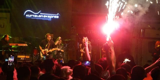 Barış Manço’nun kurduğu rock grubu ’Kurtalan Ekspres’ Kayserilileri coşturdu