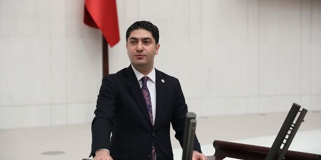 MHP’li Özdemir: “Tarih Türk Milleti’ne yeniden büyük sorumluluk ve imkân tanıyor”