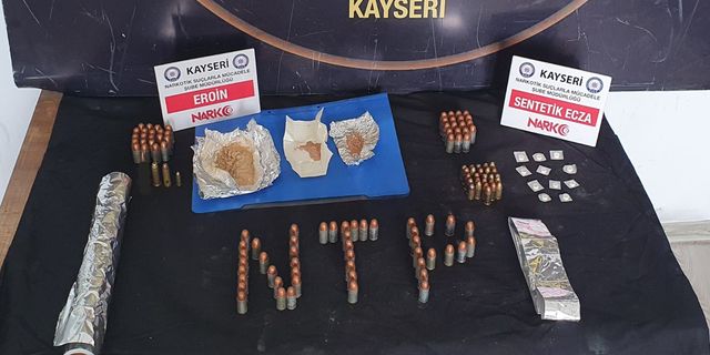Eroin tacirlerine operasyon: 2 gözaltı!
