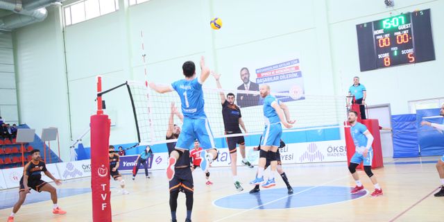 Develi Belediyespor ligi lider tamamladı
