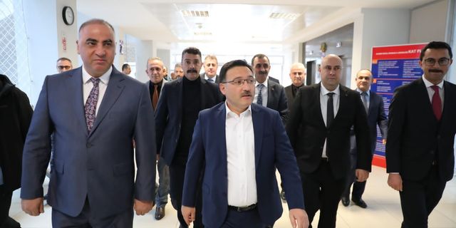 Gökmen Çiçek, SGK Kayseri İl Müdürlüğü'nü ziyaret etti