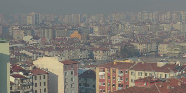 Kayseri'de sisli ve puslu hava etkisini sürdürecek