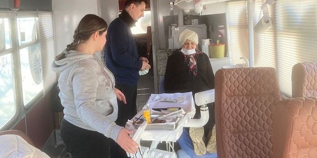 Kayseri Büyükşehir'den depremzedelere diş hizmeti