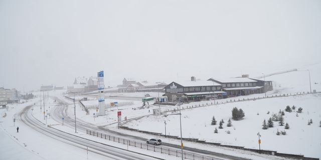 Erciyes’e Mart karı yağdı