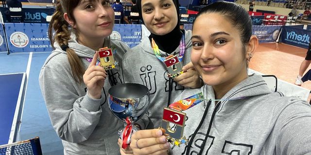 ERÜ Masa Tenisi Takımı Türkiye Şampiyonu Oldu