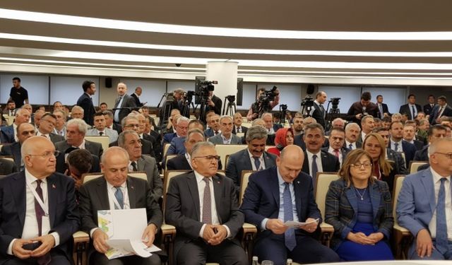 Başkan Büyükkılıç, Ankara’da Projeleri Takip Ediyor