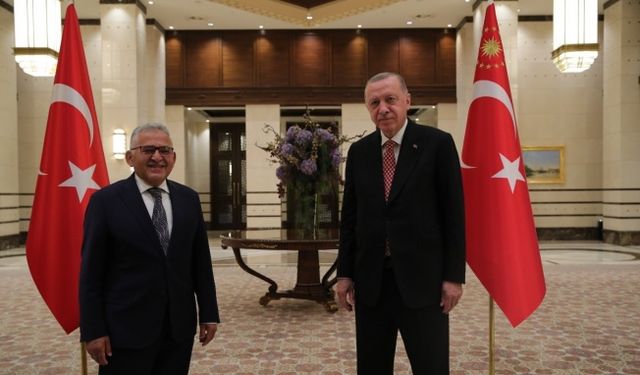 Cumhurbaşkanı Erdoğan, Büyükkılıç’ın da olduğu 40 belediye başkanı ile görüştü
