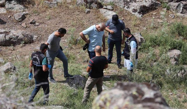 Afyonkarahisar'da öldürüp, cesedi valizle Kayseri'ye getirmiş