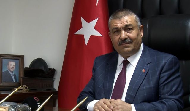 "Çiçek Açan Meyveleri Soğuk Vurdu"
