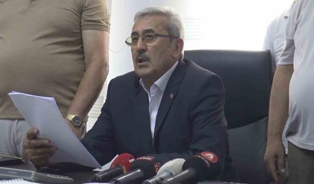 CHP’de istifa şoku: 9 meclis üyesi istifa etti!