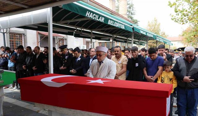 Kıbrıs Gazisi son yolculuğuna uğurlandı