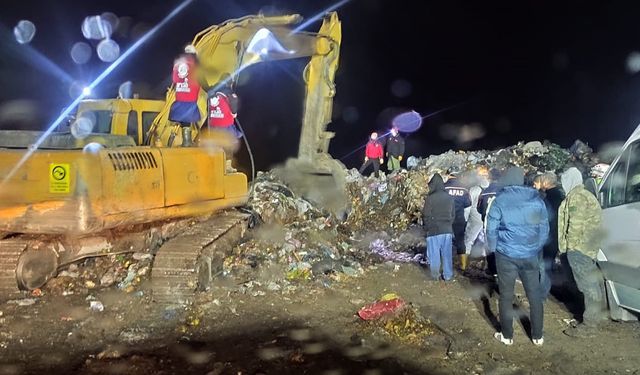 Belediye işçisi çöplükte kayboldu, arama çalışmaları başladı!