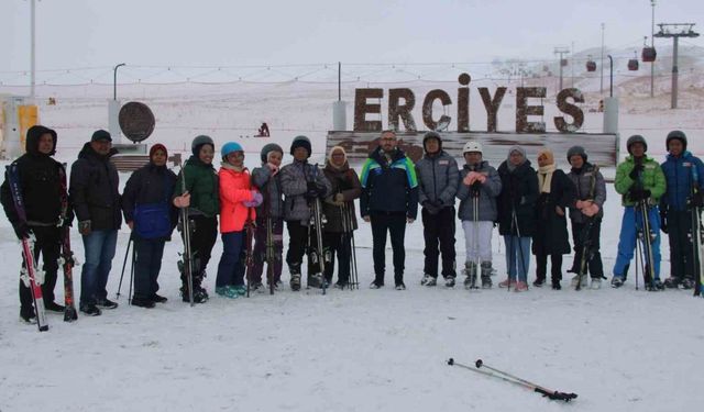 Erciyes’te kayak sezonu başladı!