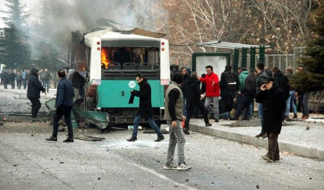 "Dağda askerimizin karşısına çıkamayan korkaklar, haince askerlerimizi şehit etti"