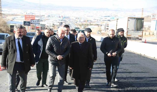 Başkan Büyükkılıç: “OSB’deki yolumuzu pırıl pırıl yaptık”