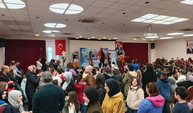 KAYMEK’in tatil şenliği rüzgarı ilçelerde de esiyor