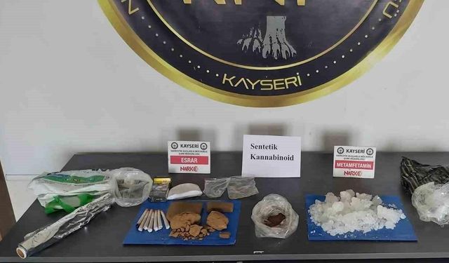 1 kilo 385 gram uyuşturucu ele geçirildi!