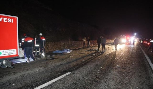 Trafik kazasında ölenlerin kimlikleri belli oldu!