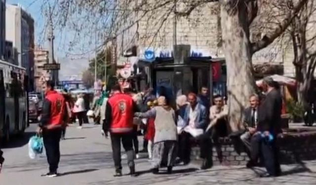 Kayseri polisinden yürek ısıtan hareket