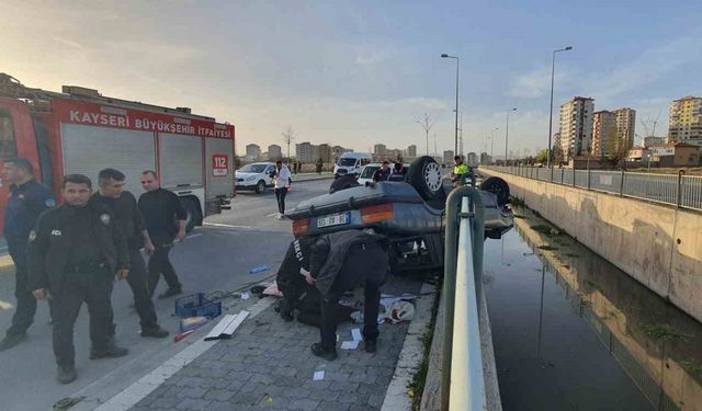 Kanala düşmeden son anda durdu: 1 yaralı!