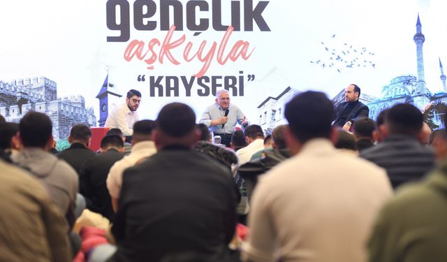 Kayseri Büyükşehir Belediyesi, Üniversite Öğrencisi Ailelere 18 Milyon TL Yardım Sağladı
