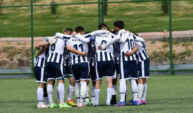 Yavru Aslanspor, Kocasinangücü SK Karşısında 2-1'lik Galibiyetle Saha Kenarından Ayrıldı