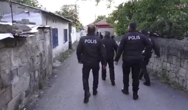 Kayseri'de Eş Zamanlı Operasyon: Aranan 14 Kişi Yakalandı