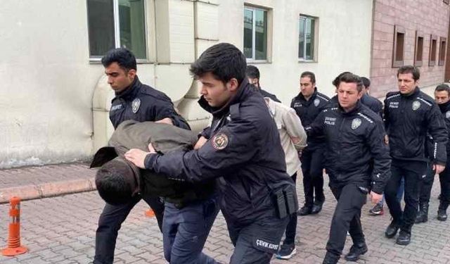 Kayseri'de Kaçakçılık ve Organize Suçlarla Mücadele: 35 Kişi Gözaltına Alındı