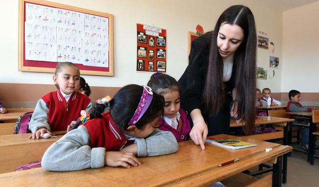 20 Bin Öğretmen Ataması Yeni Döneme Yetişmeyebilir