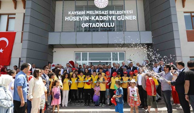 Melikgazi Belediyesi ve Hayırsever İş Birliğiyle Hüseyin-Kadriye Güner Ortaokulu Açıldı