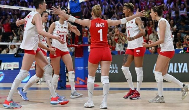 Bugün Voleybol Maçı Var mı? Türkiye Polonya Maçı Saat Kaçta Hangi Kanalda?