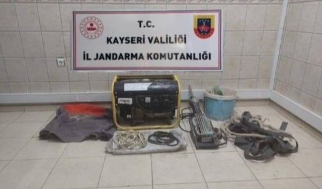 Kaçak kazıya jandarmadan suçüstü