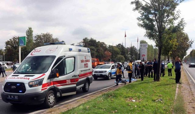 Hafif ticari aracın çarptığı yaya hayatını kaybetti