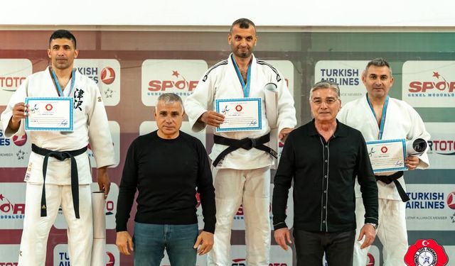 Kayserili Veteran Judocular, Ankara’dan Madalyalarla Döndü