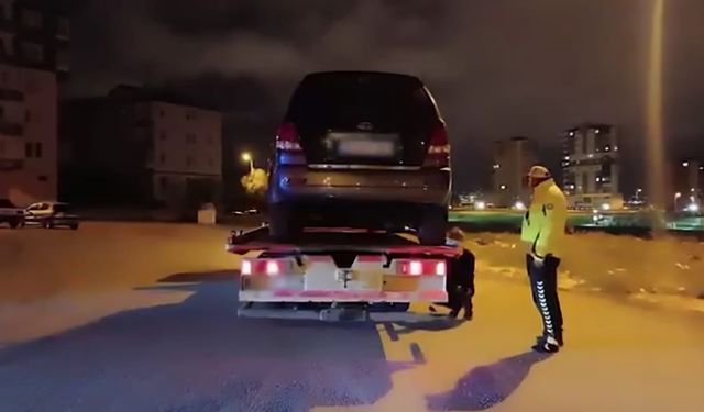 Aracına Polis Sireni Takan Sürücüye 280 Bin TL Ceza